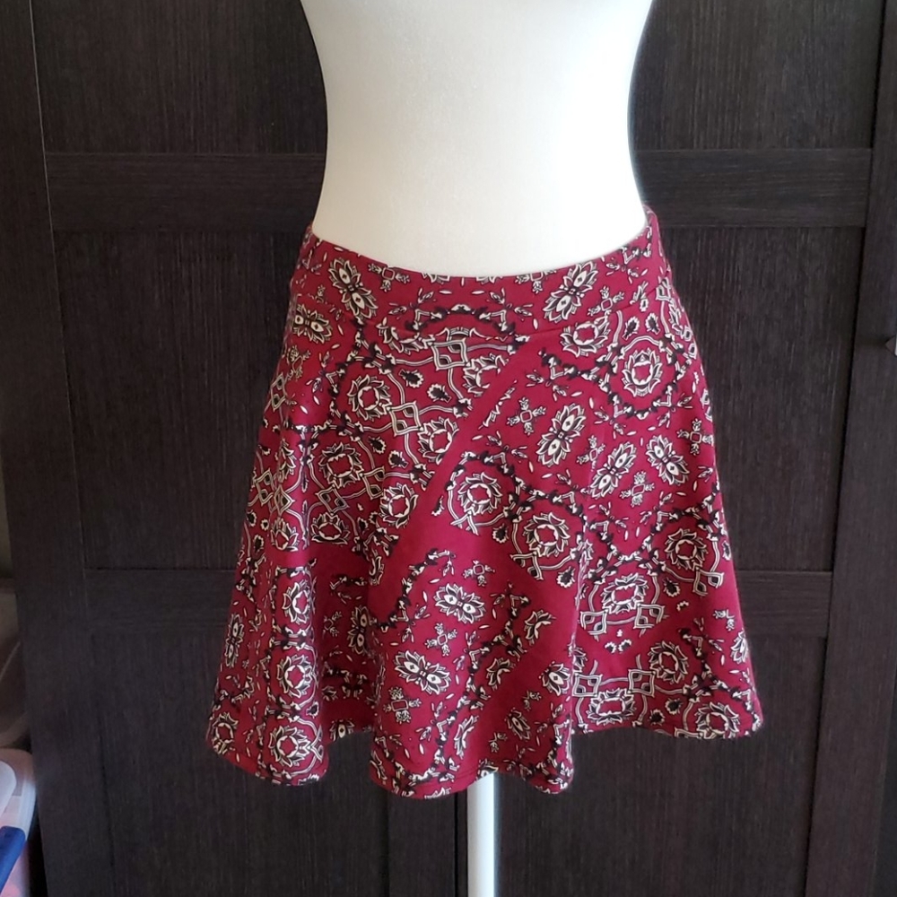 Patterned skirt
